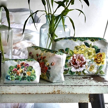 Designers Guild Toiletry Bag - Grandiflora Rose  Large 12X4X7in
