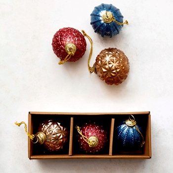 Kugel - Embossed 3in Box of 3 Multi Cranberry, Royal, Gold