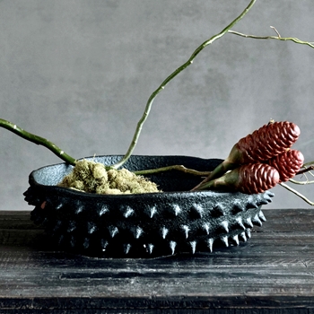 Bowl - Spiked Black Terracotta Round Centre Piece 15x4in