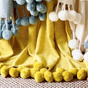 Throw - Bauble Chenille Gold 70x50  78% Cotton, 22% Viscose - DRY CLEAN