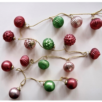 Garland - Kugel  Embossed Fuchsia , Green,  Pink 72in